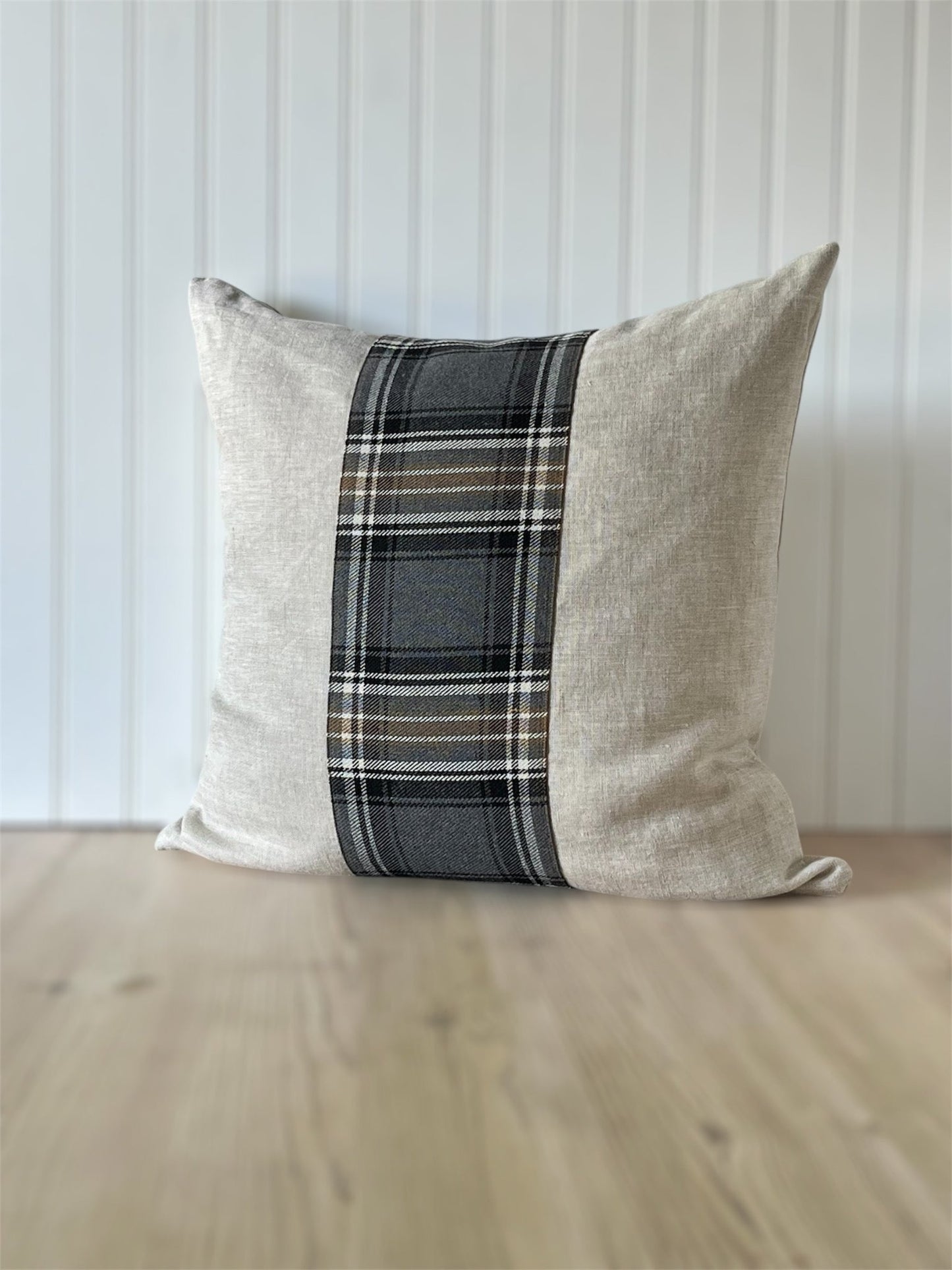 Highland Fling Plaid Detail 20x20 Cushion Cover
